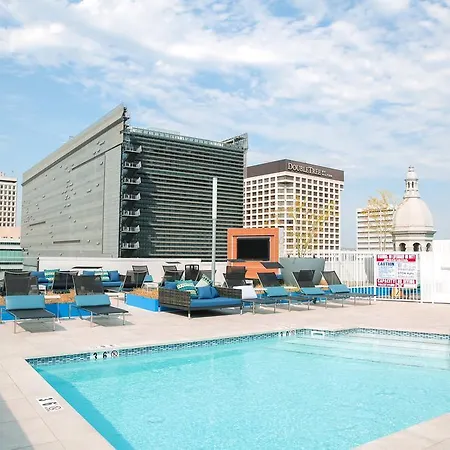 Fully Furnished Suites Near Little Tokyo
